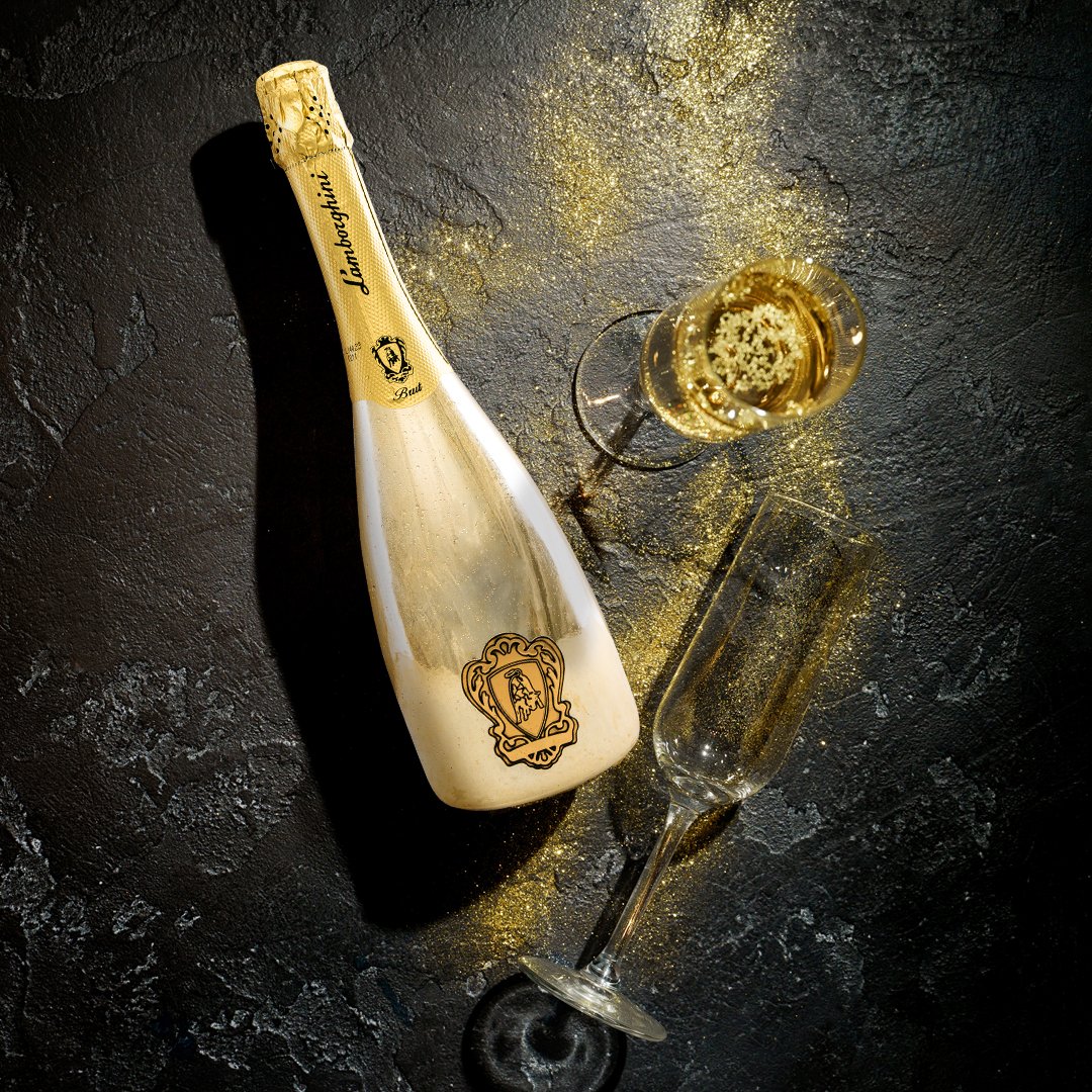 CHAMPAGNE BRUT 王冠デザイン Lamborghini - Brut Gold — The Bottle Kings
