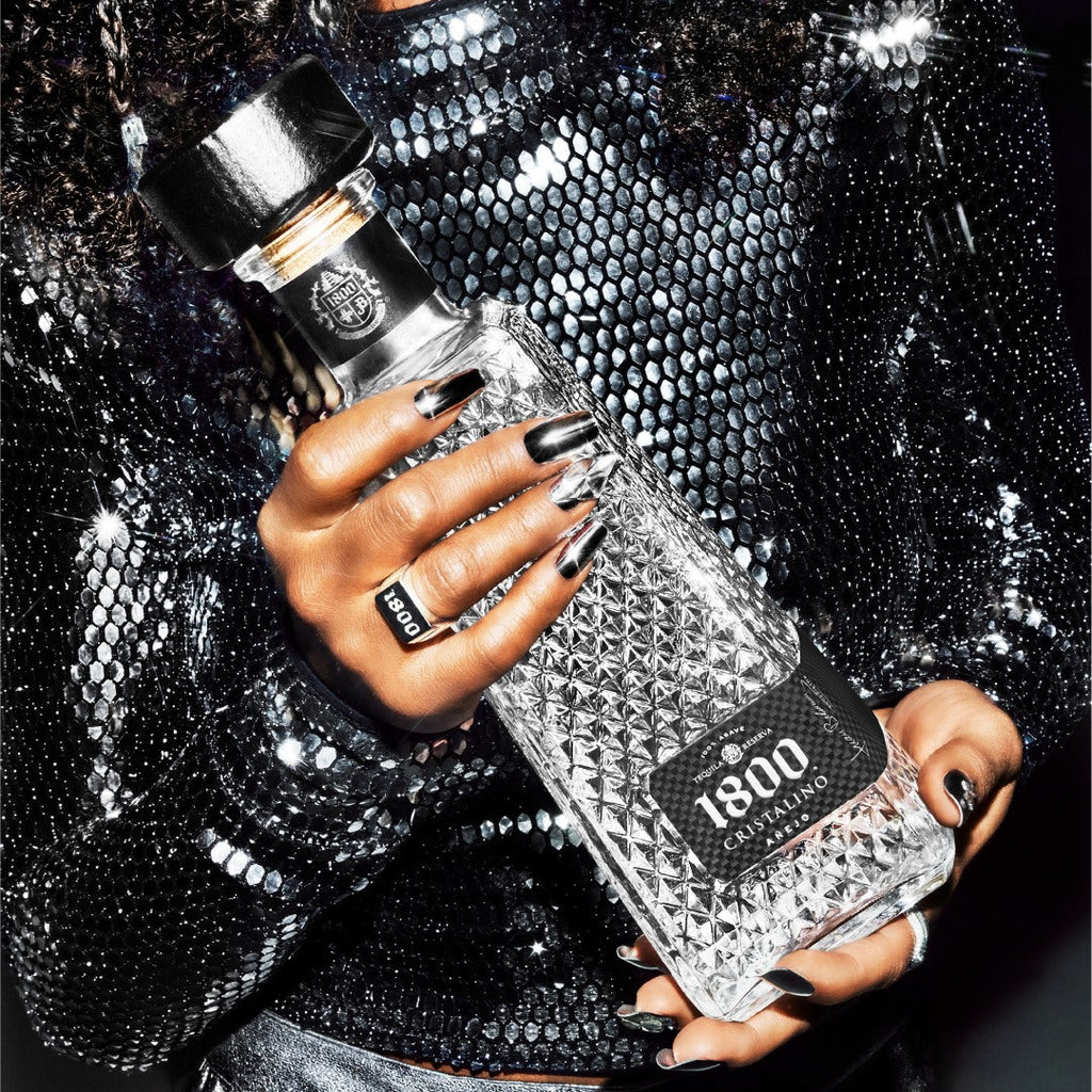 1800 Cristalino Añejo Tequila Crystal Clear | COVE 27