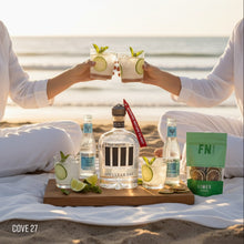 Load image into Gallery viewer, 4 BARS Gin Clear Day Gift Box