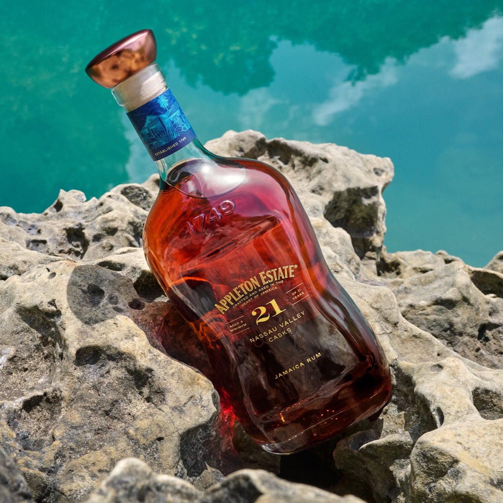 Load image into Gallery viewer, Appleton Estate 21YO Nassau Valley Casks Rum