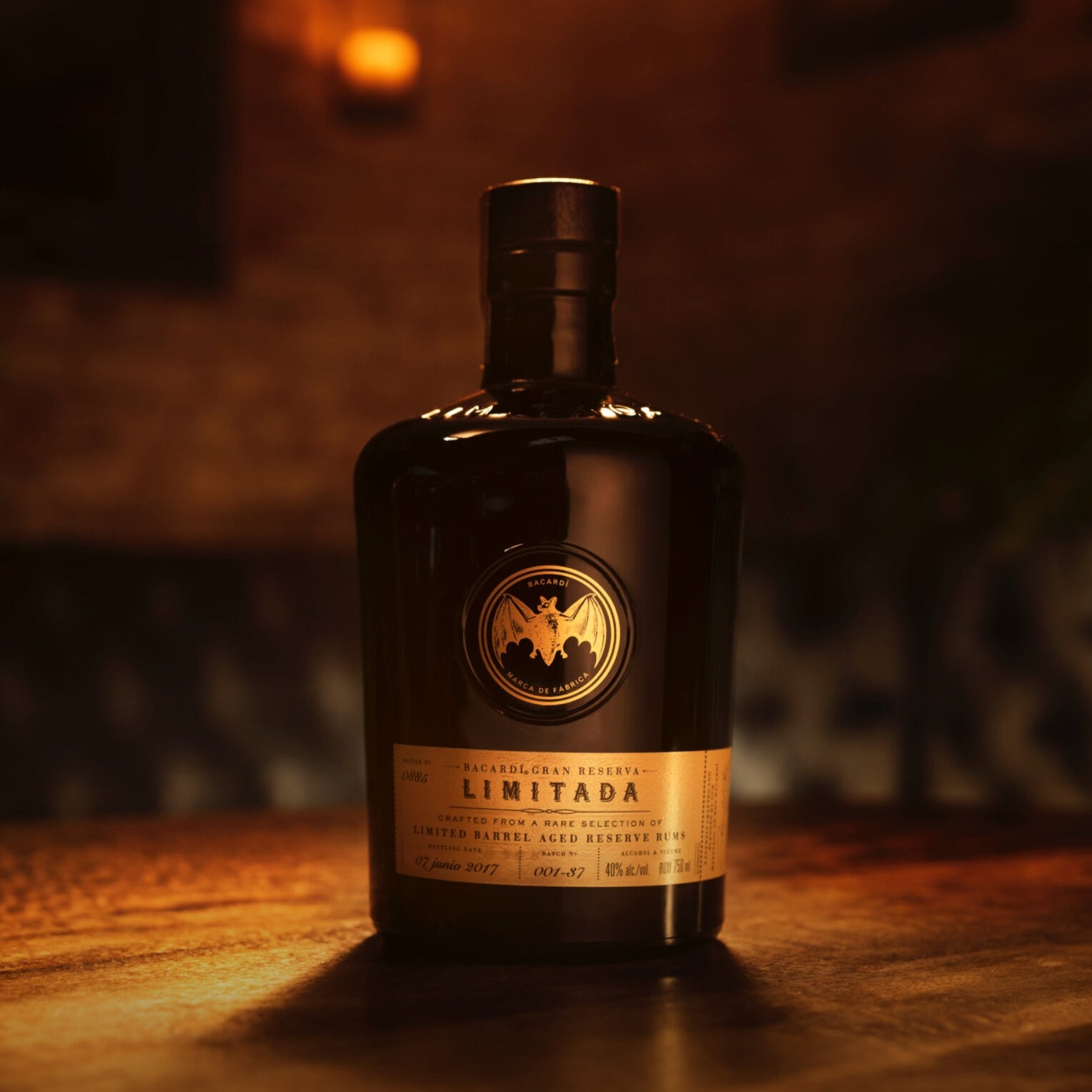 Load image into Gallery viewer, Bacardi Gran Reserva Limitida Rum 1L
