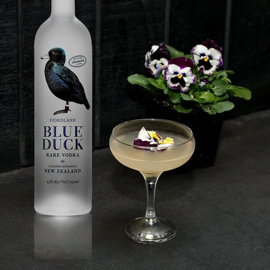 Load image into Gallery viewer, Blue Duck Rare Vodka