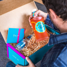 Load image into Gallery viewer, Grey Goose Vodka Gift Box