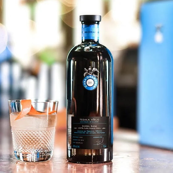 Load image into Gallery viewer, Casa Dragones Barrel Blend Anejo Tequila