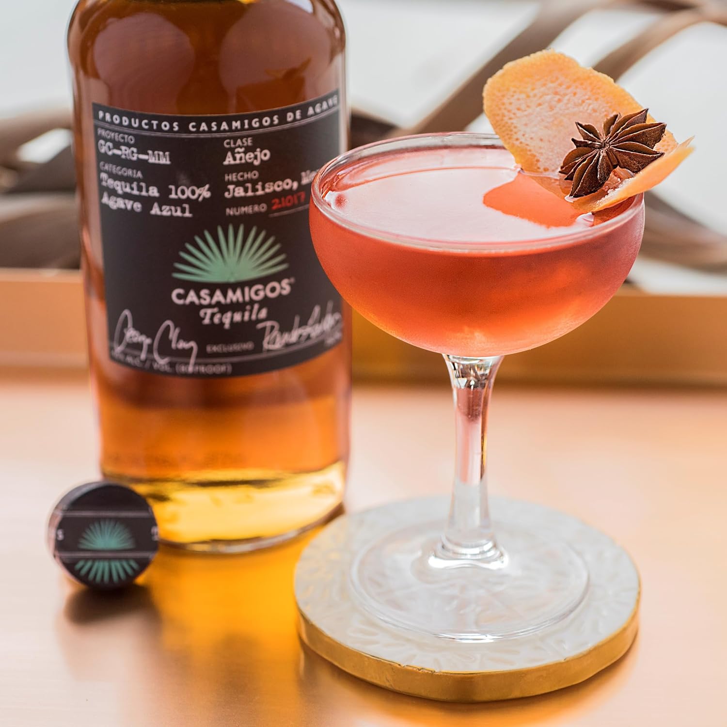 Load image into Gallery viewer, Casamigos Añejo Tequila