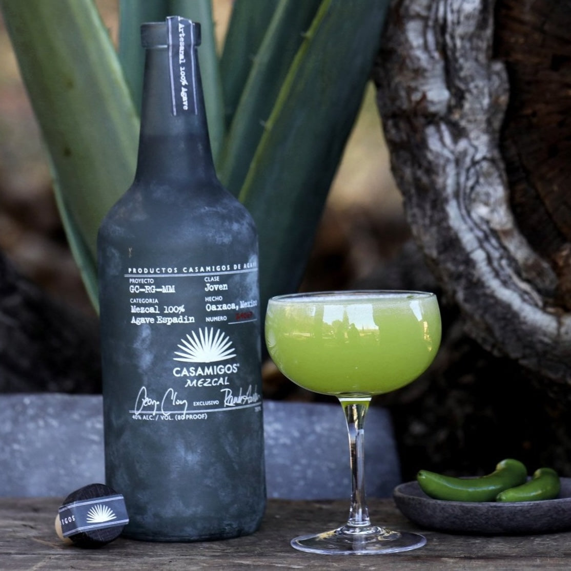 Load image into Gallery viewer, Casamigos Joven Mezcal