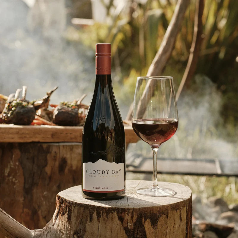 Load image into Gallery viewer, Cloudy Bay Pinot Noir