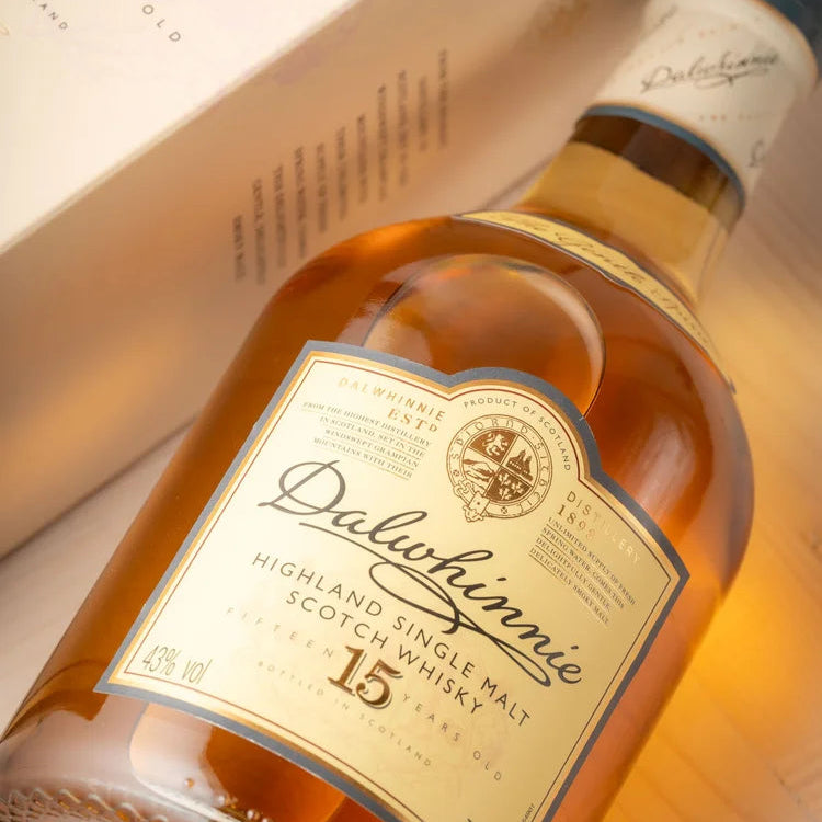 Load image into Gallery viewer, Dalwhinnie 15 Year Old Single Malt Whisky