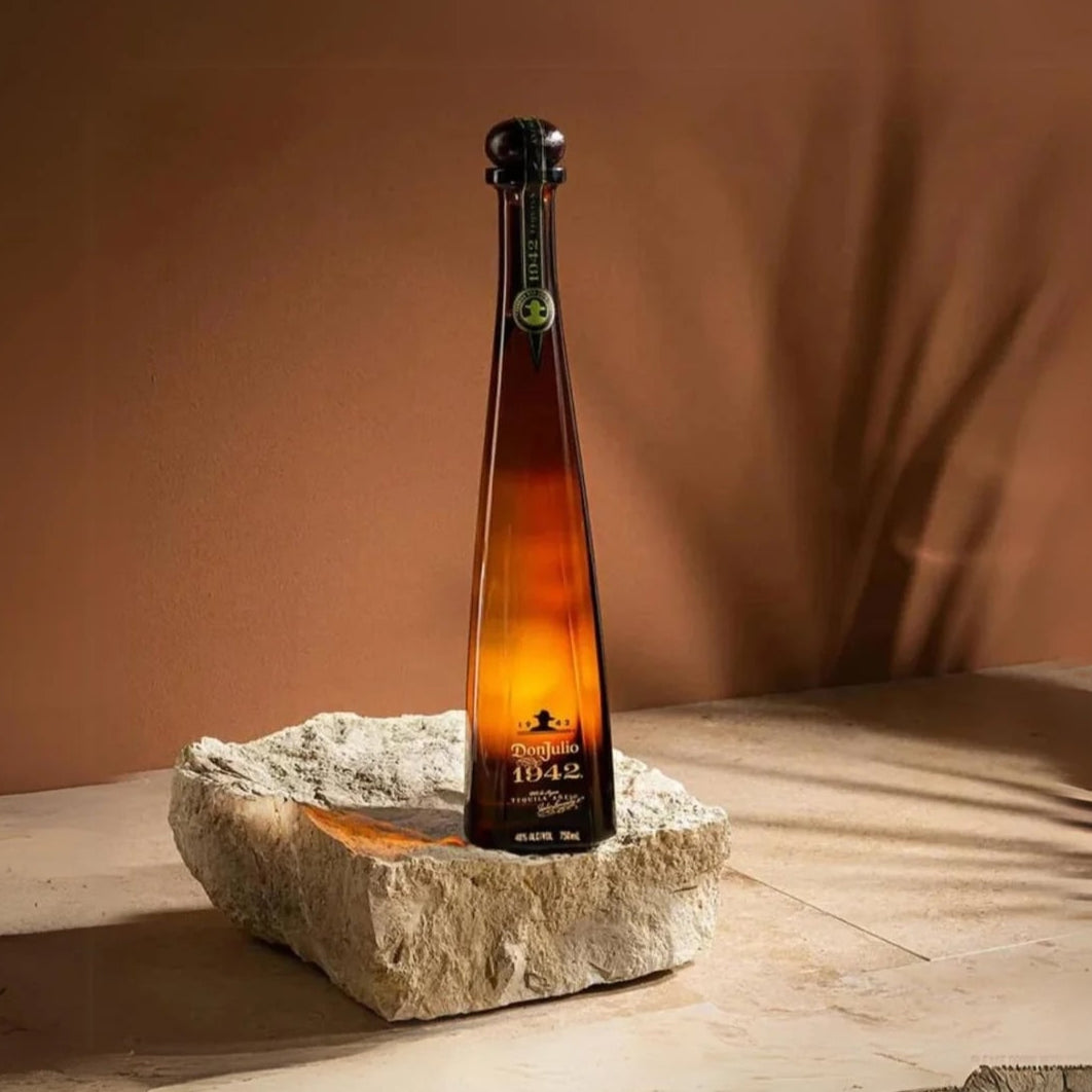 Load image into Gallery viewer, Don Julio 1942 Añejo Tequila