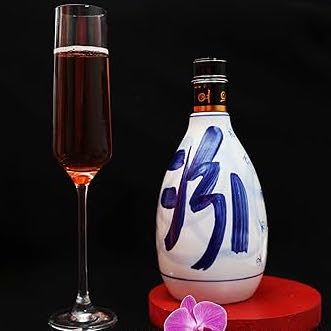 Fenjiu Qinghua Blue Flower 20YO Baijiu 500ml