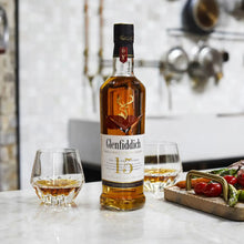 Load image into Gallery viewer, Glenfiddich 15 Year Old Solera Whisky