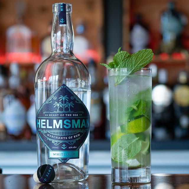 Load image into Gallery viewer, Helmsman White NZ Rum