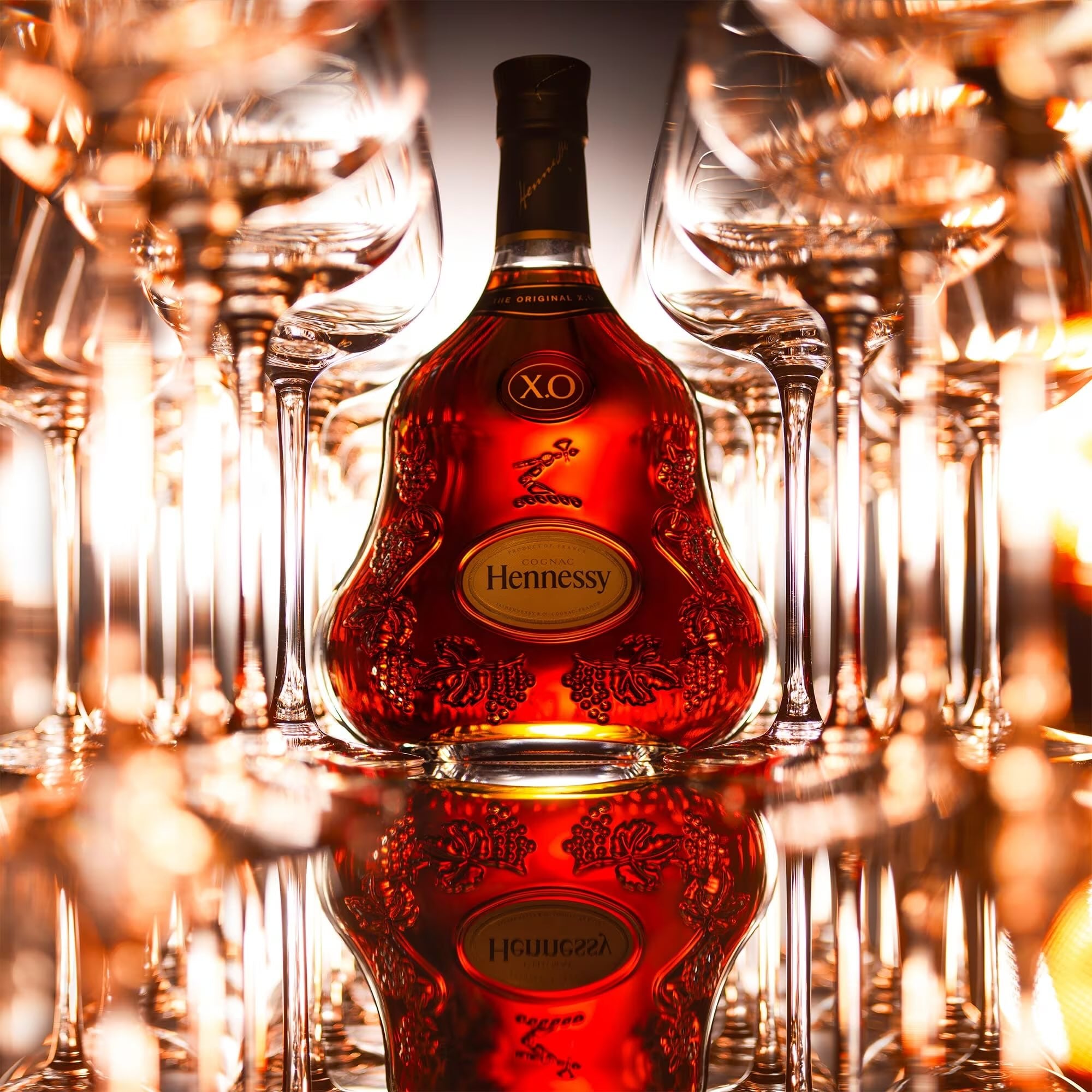 Hennessy XO Cognac – Extra Old Luxury – COVE 27