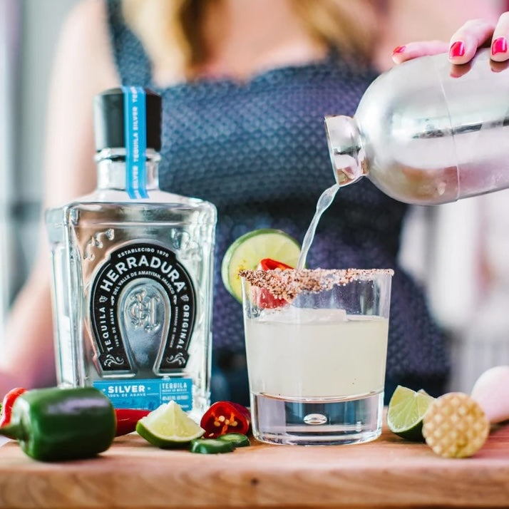 Load image into Gallery viewer, Herradura Plata Tequila