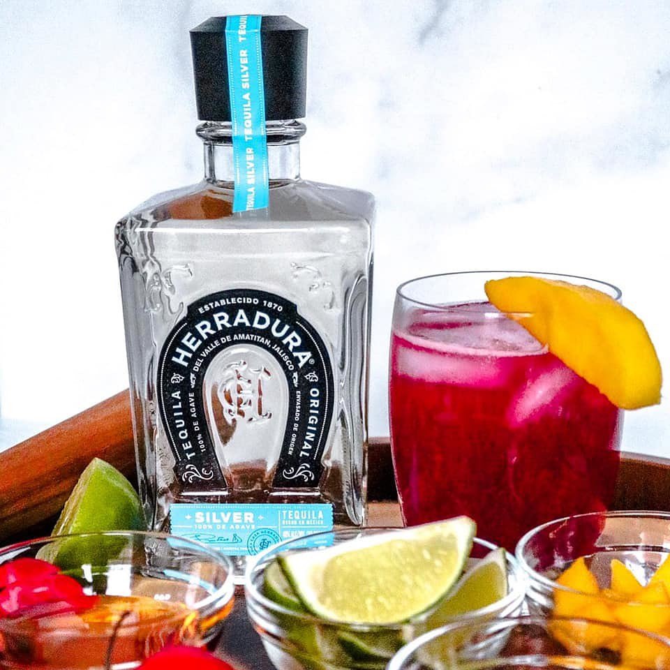 Load image into Gallery viewer, Herradura Plata Tequila