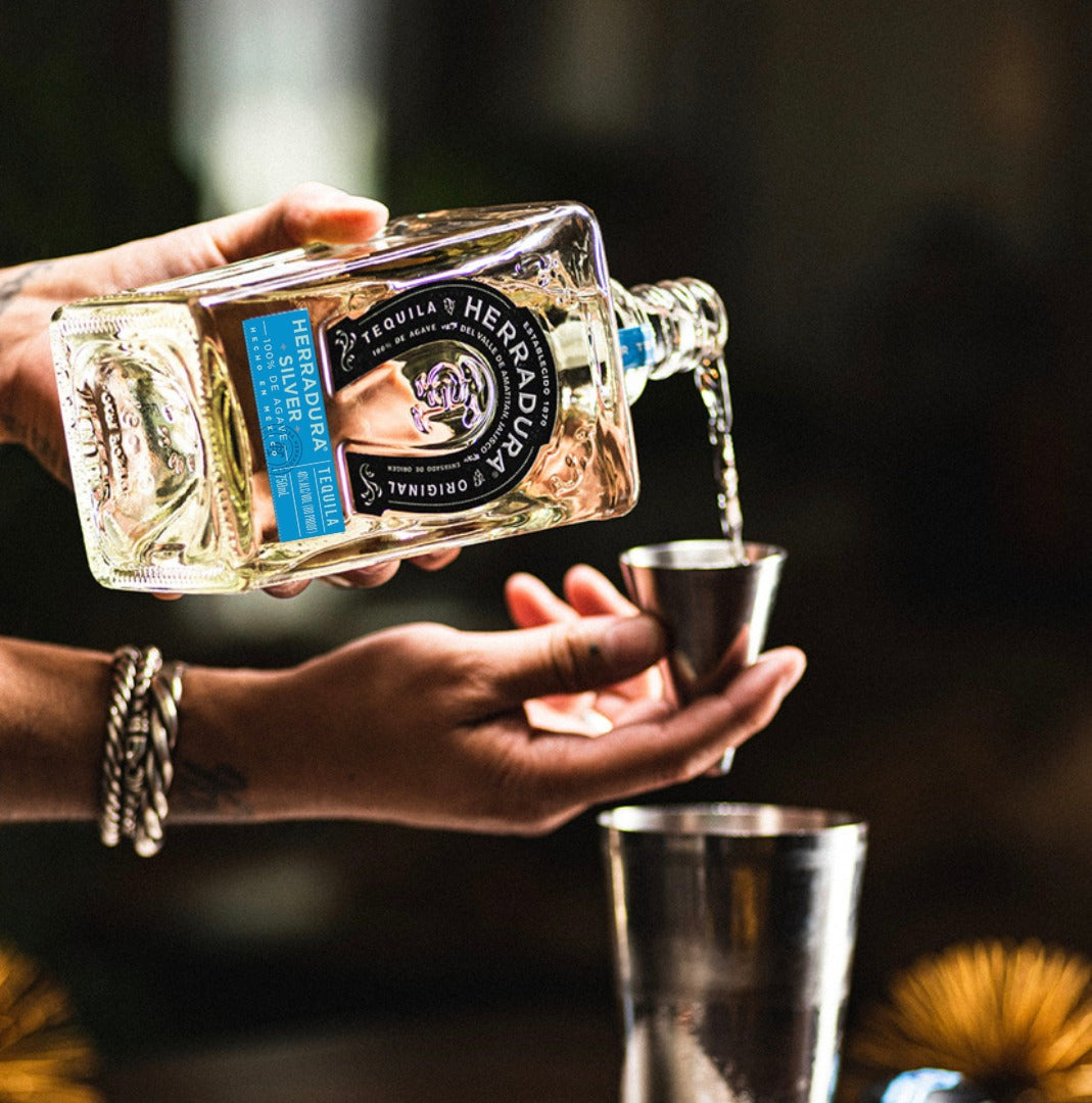Load image into Gallery viewer, Herradura Plata Tequila