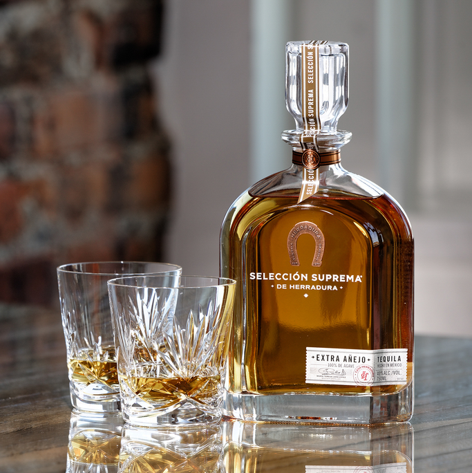 Load image into Gallery viewer, Herradura Selección Suprema Extra Añejo Tequila