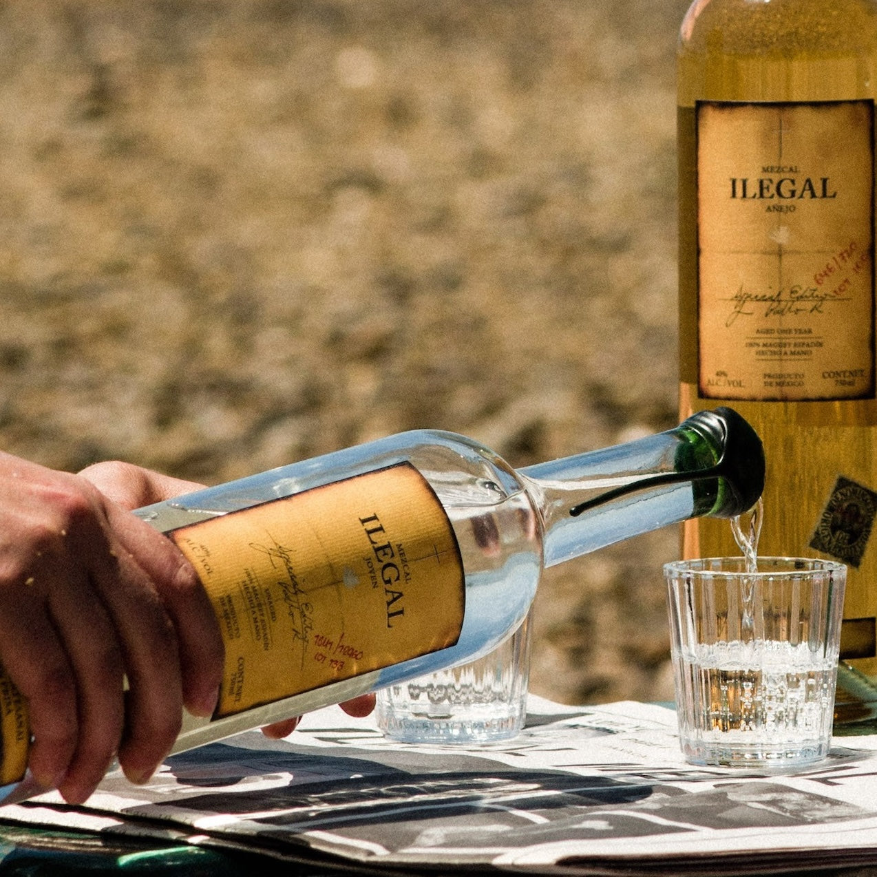 Load image into Gallery viewer, Ilegal Joven Mezcal