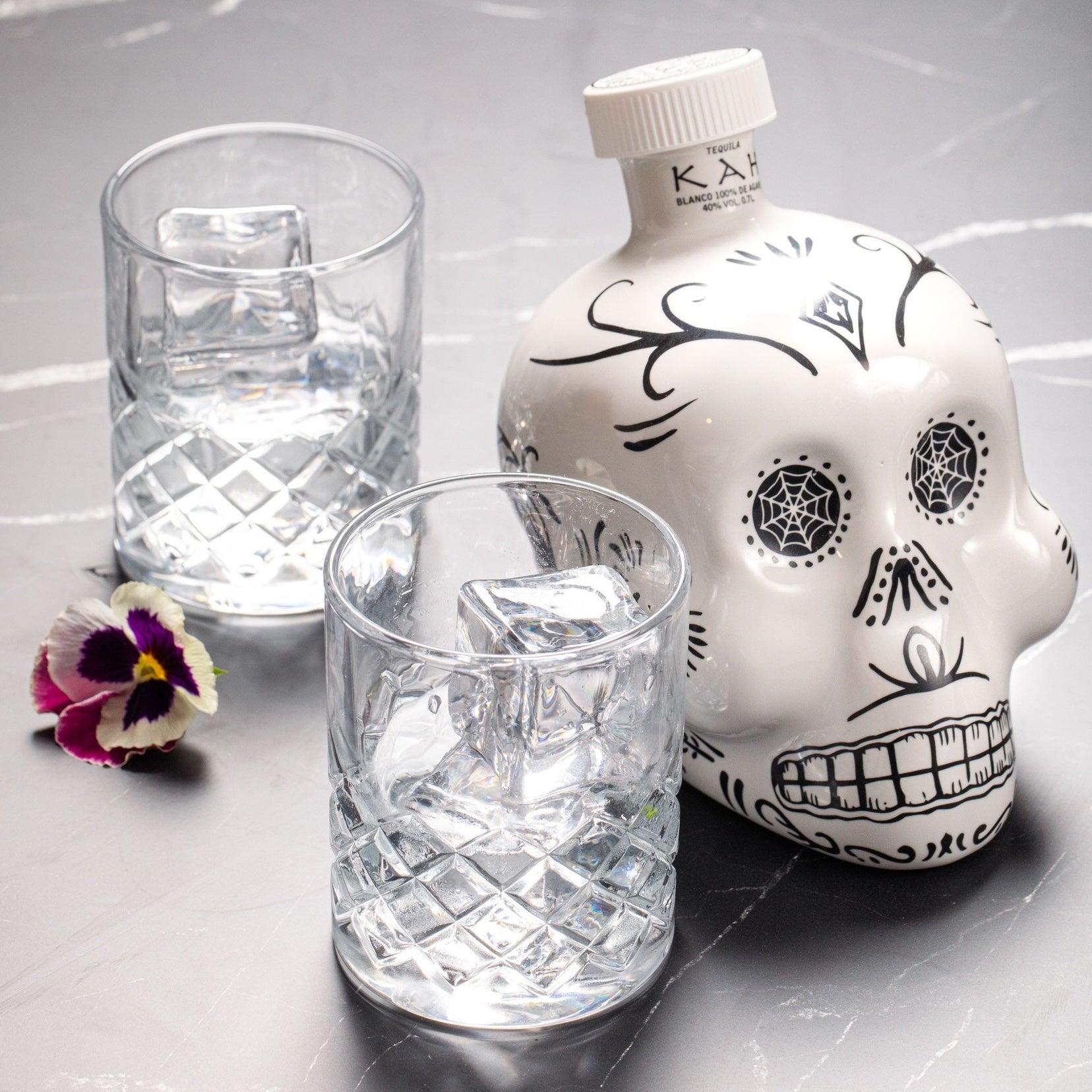 Load image into Gallery viewer, Kah Blanco Tequila