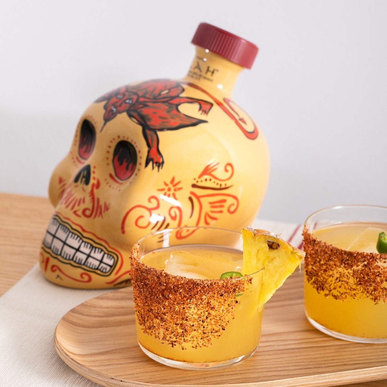 Load image into Gallery viewer, Kah Reposado Tequila