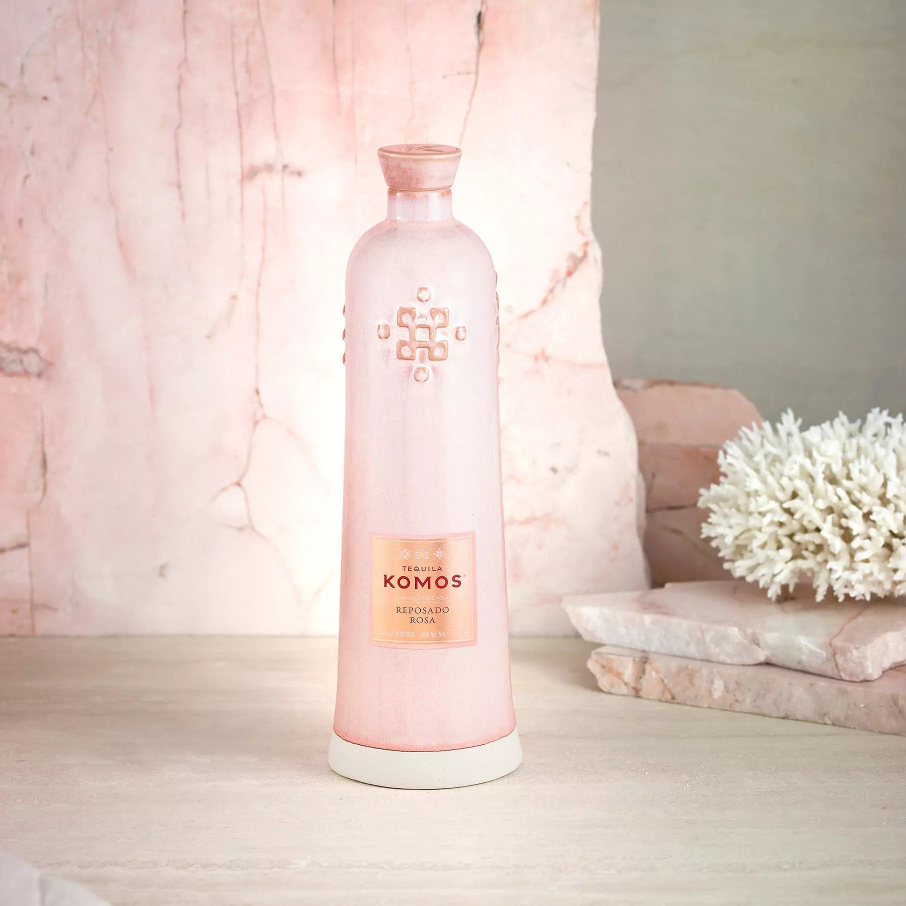 Load image into Gallery viewer, Komos Reposado Rosa Tequila