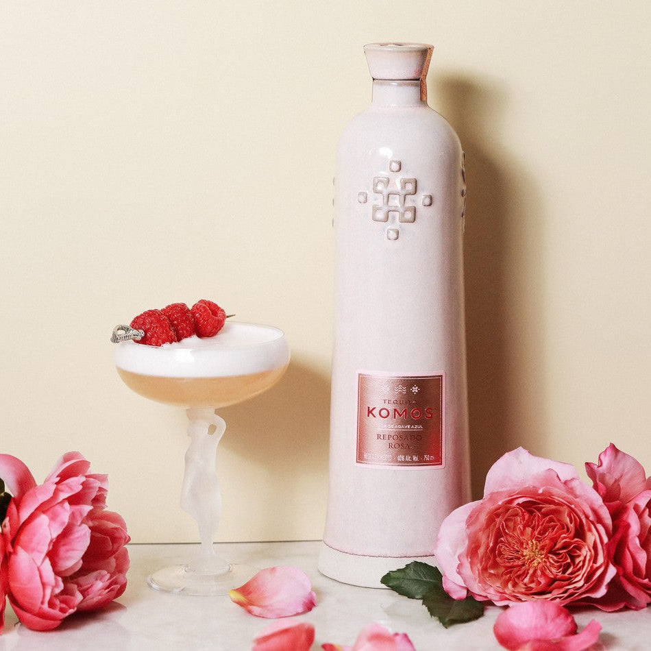 Load image into Gallery viewer, Komos Reposado Rosa Tequila