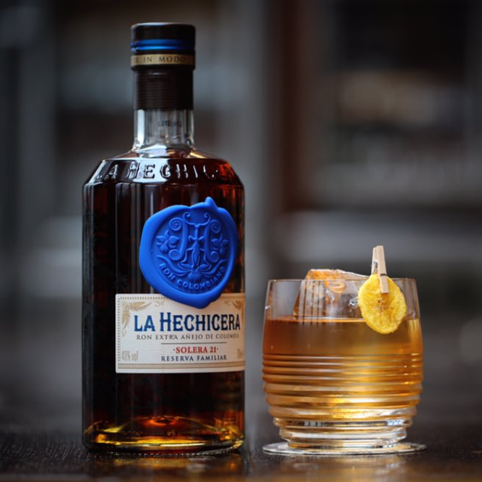 Load image into Gallery viewer, La Hechicera Fine Aged Rum