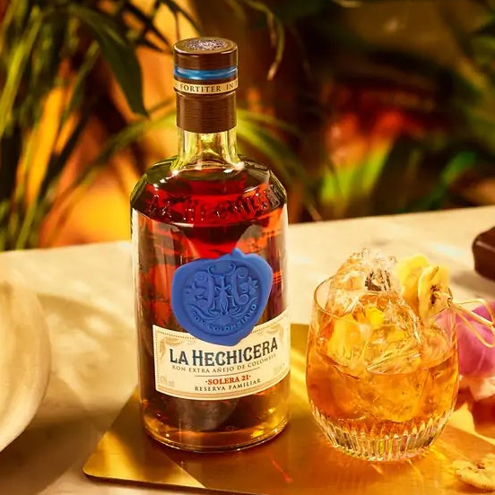 Load image into Gallery viewer, La Hechicera Fine Aged Rum