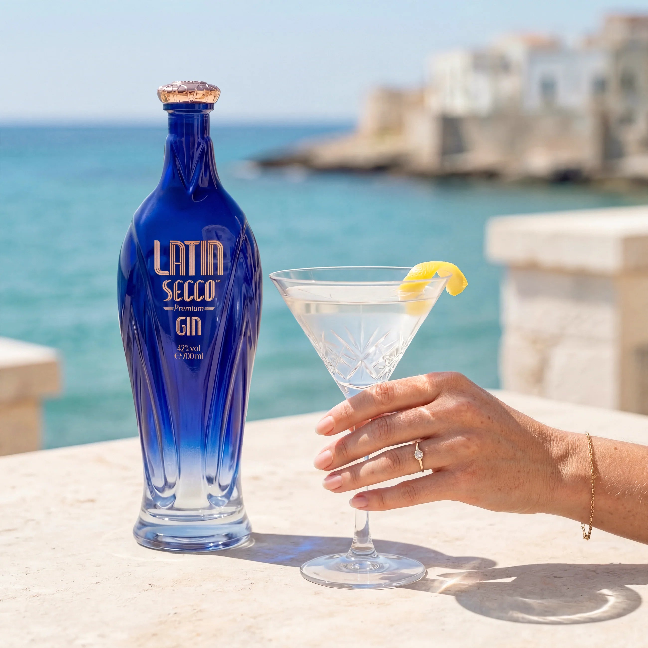 Load image into Gallery viewer, Latin Secco Gin