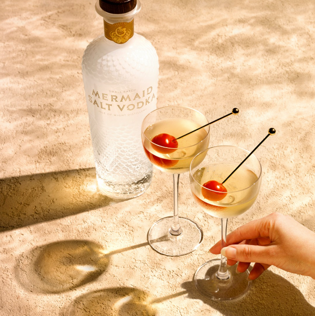 Load image into Gallery viewer, Mermaid Salt Vodka