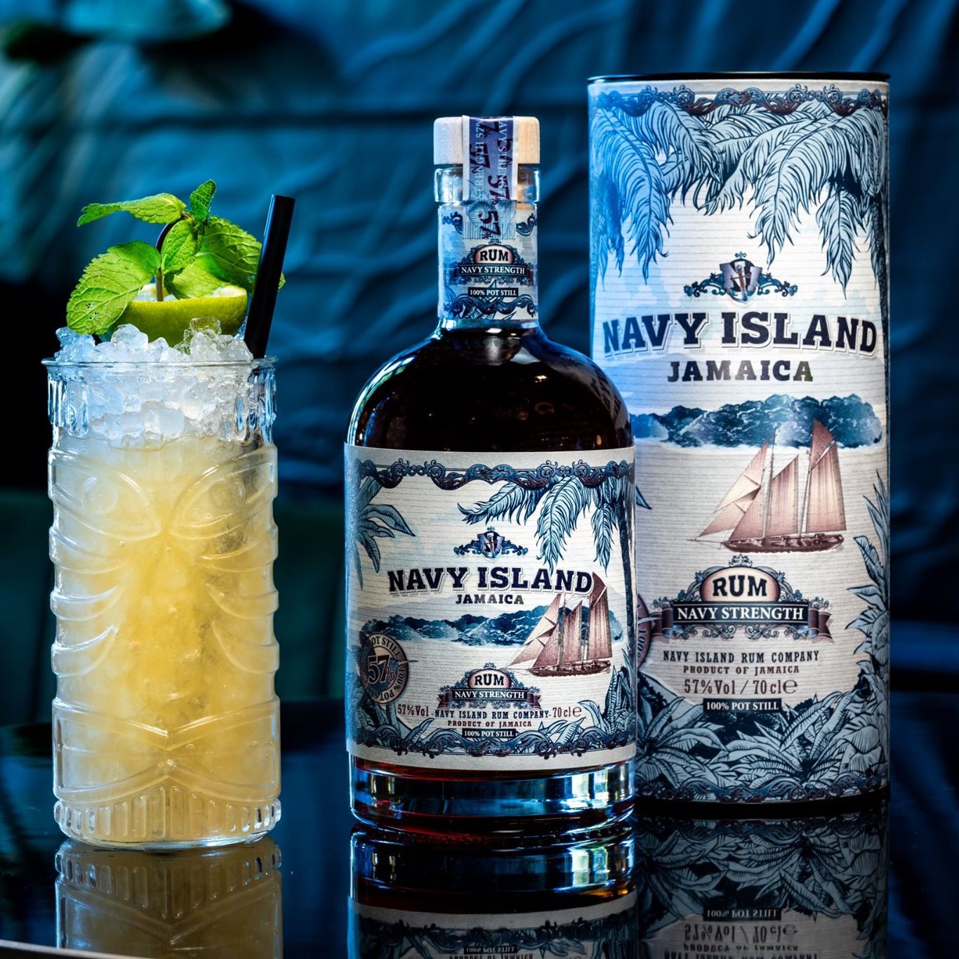 Load image into Gallery viewer, Navy Island Navy Strength Rum