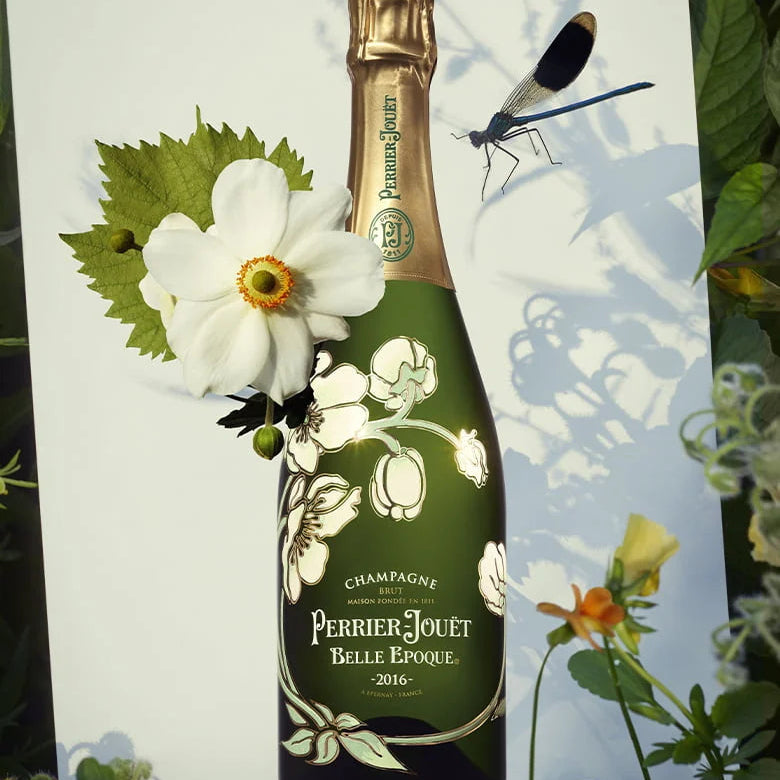 Load image into Gallery viewer, Perrier-Jouët Belle Epoque Champagne Cocoon Gift Box
