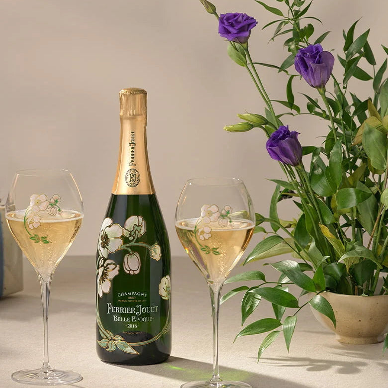 Load image into Gallery viewer, Perrier-Jouët Belle Epoque Champagne Cocoon Gift Box