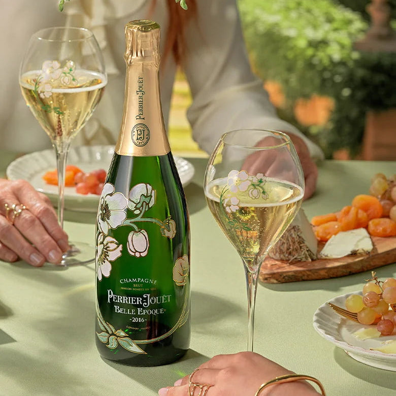 Load image into Gallery viewer, Perrier-Jouët Belle Epoque Champagne Cocoon Gift Box