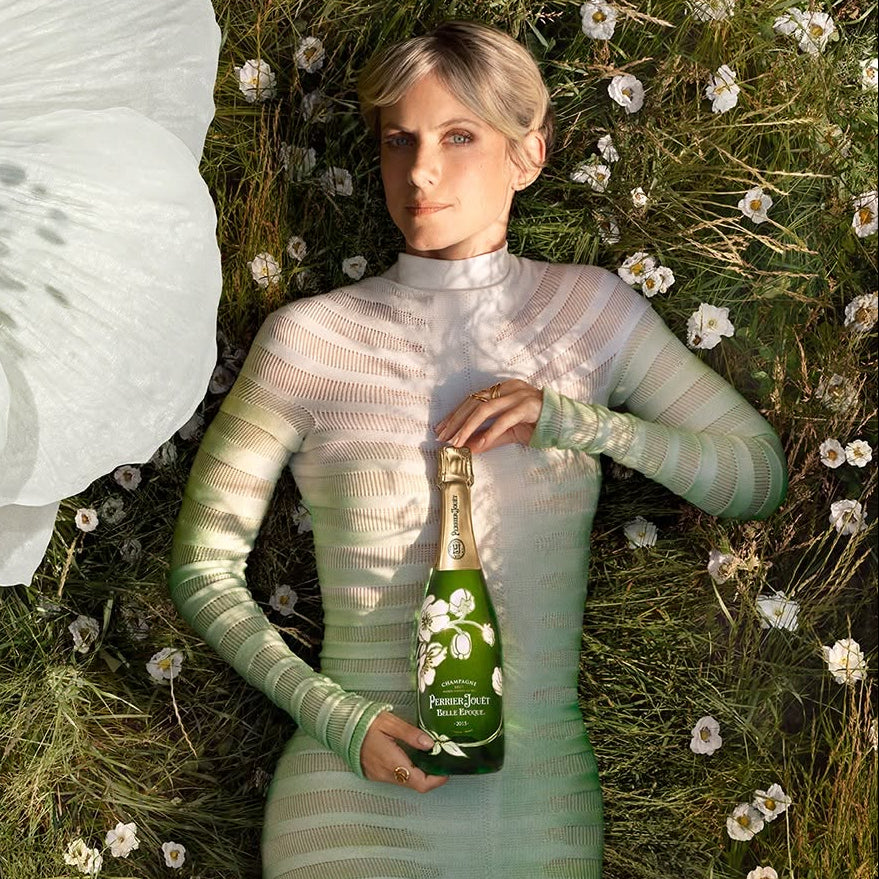 Load image into Gallery viewer, Perrier-Jouët Belle Epoque Champagne Cocoon Gift Box