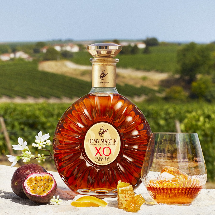 Load image into Gallery viewer, Rémy Martin XO Cognac