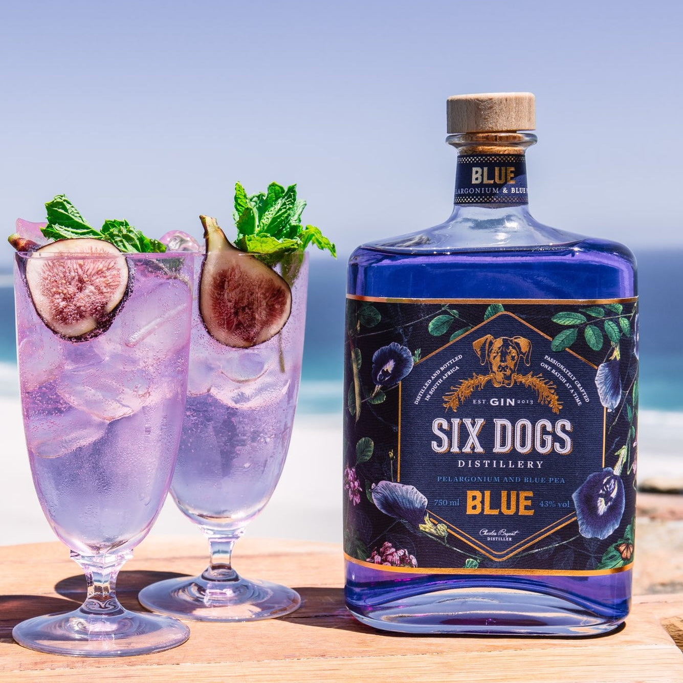 Load image into Gallery viewer, Six Dogs Blue Classic Dry Gin