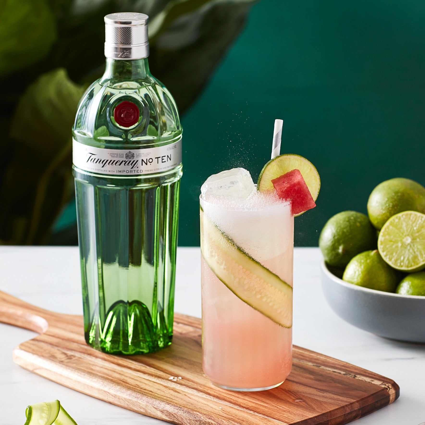 Load image into Gallery viewer, Tanqueray No. 10 Gin 1L
