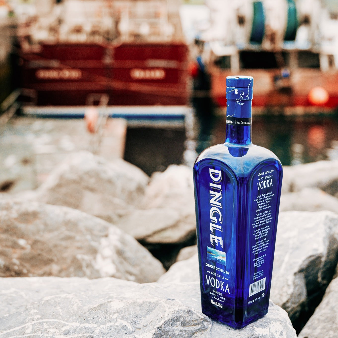 Load image into Gallery viewer, Dingle Distillery Irish Vodka