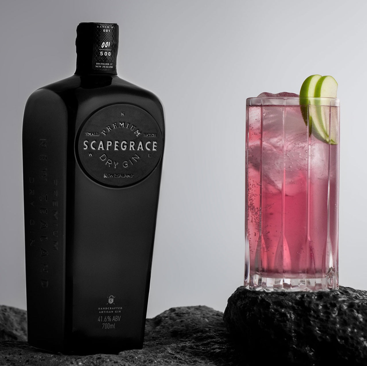 Load image into Gallery viewer, Scapegrace Black Gin