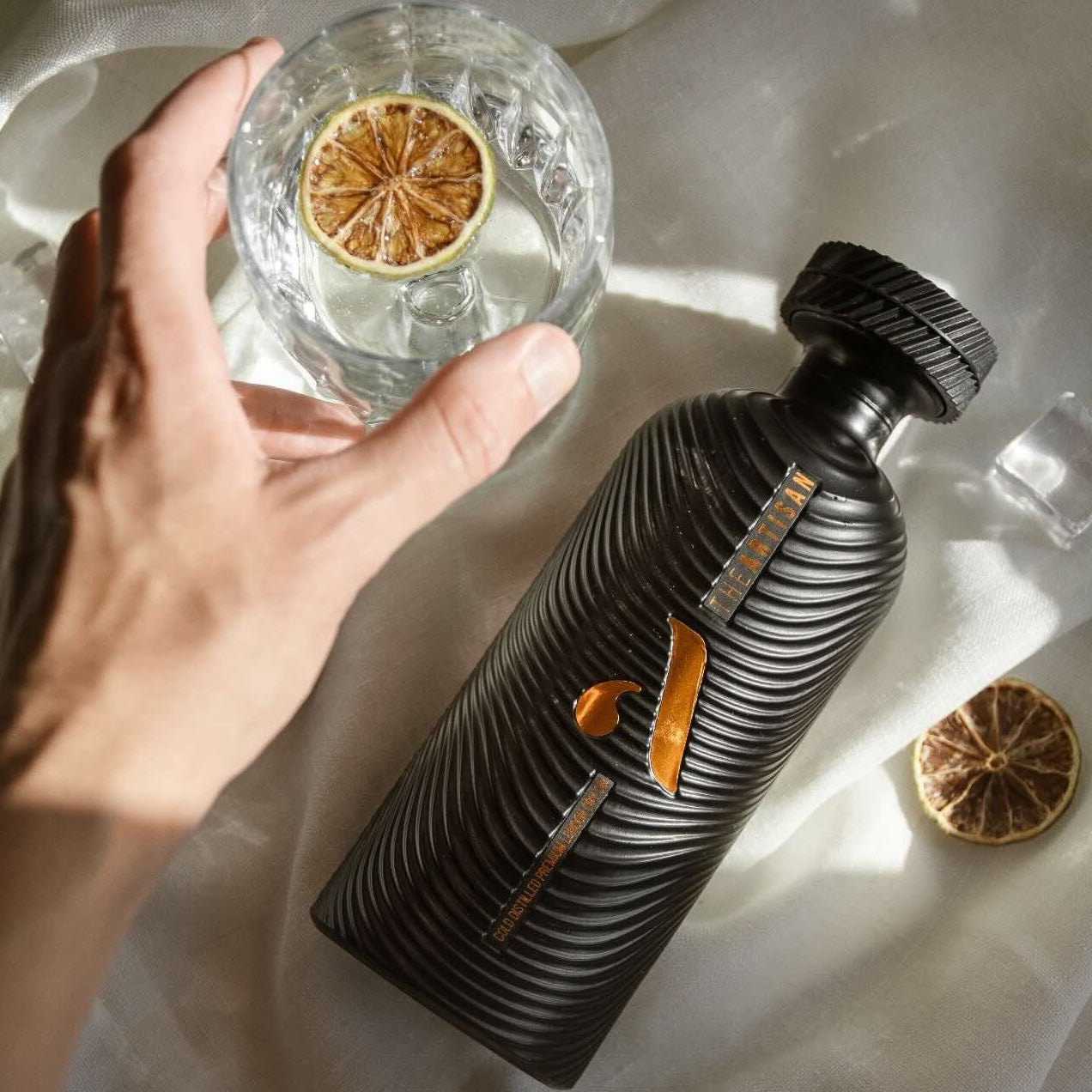 Load image into Gallery viewer, The Artisan Gin